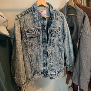Vintage distressed acid wash jean jacket
